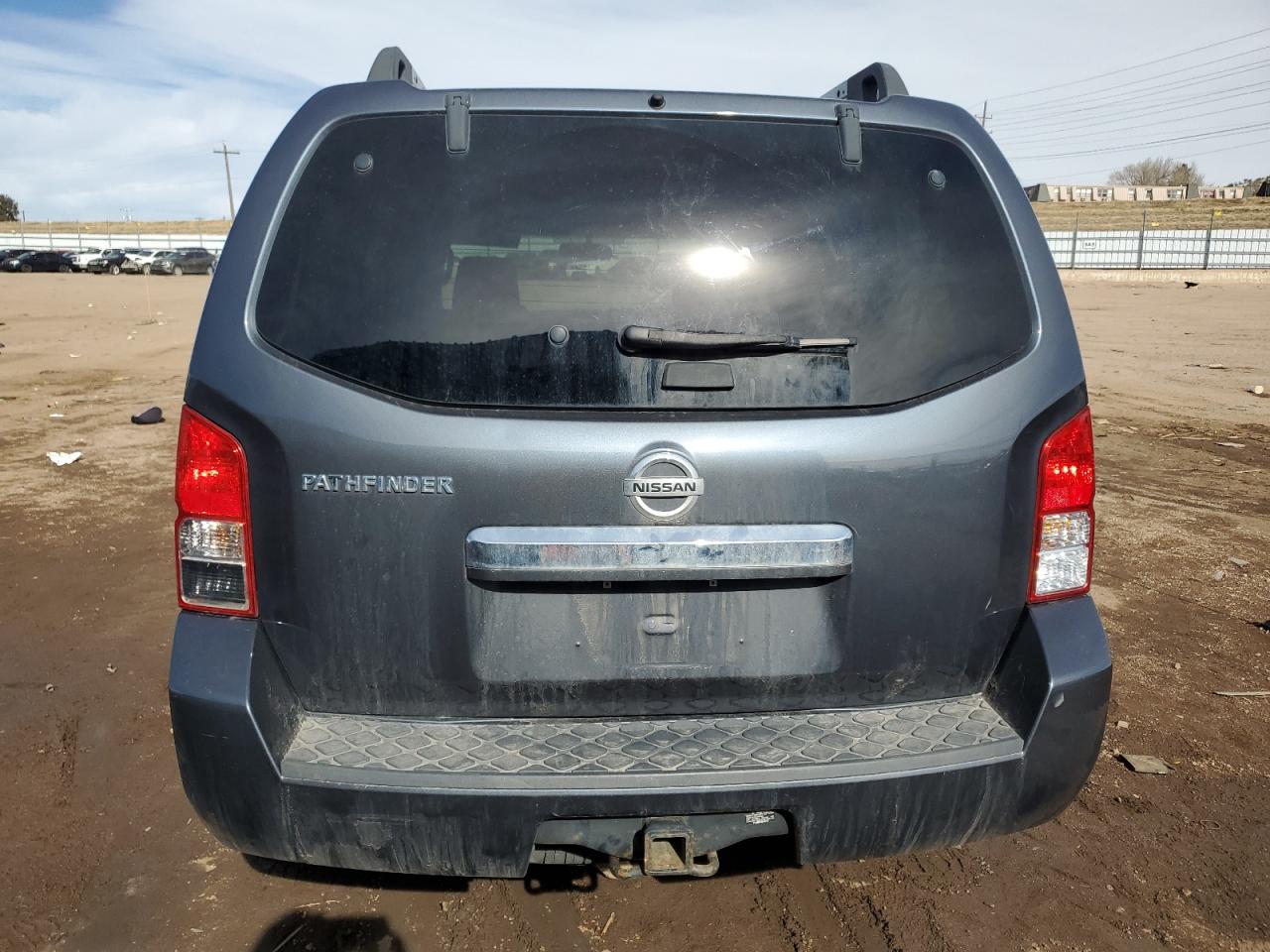 2011 Nissan Pathfinder - Image 6