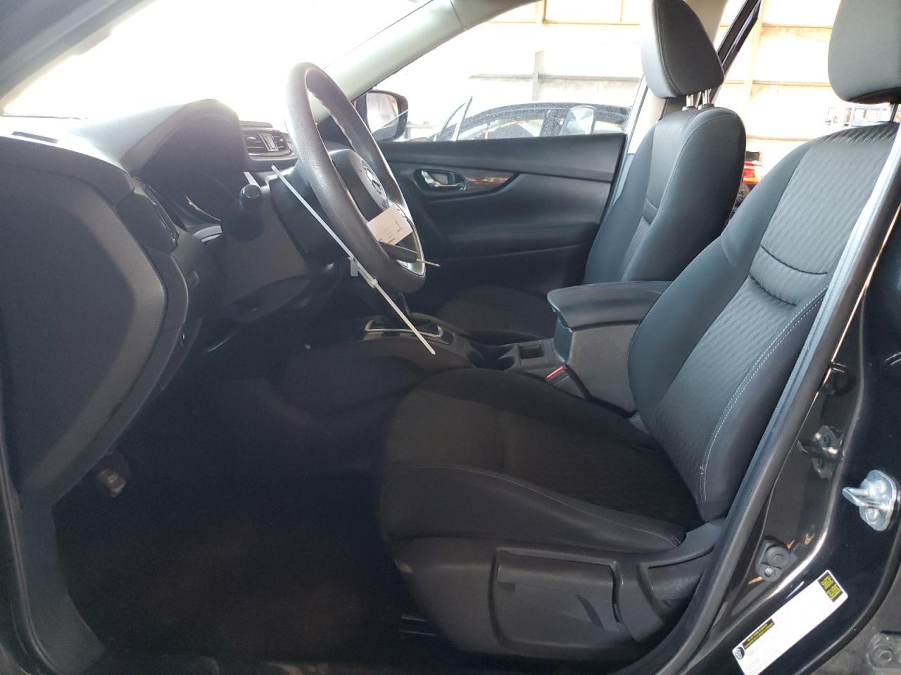 2018 Nissan Rogue - Image 7