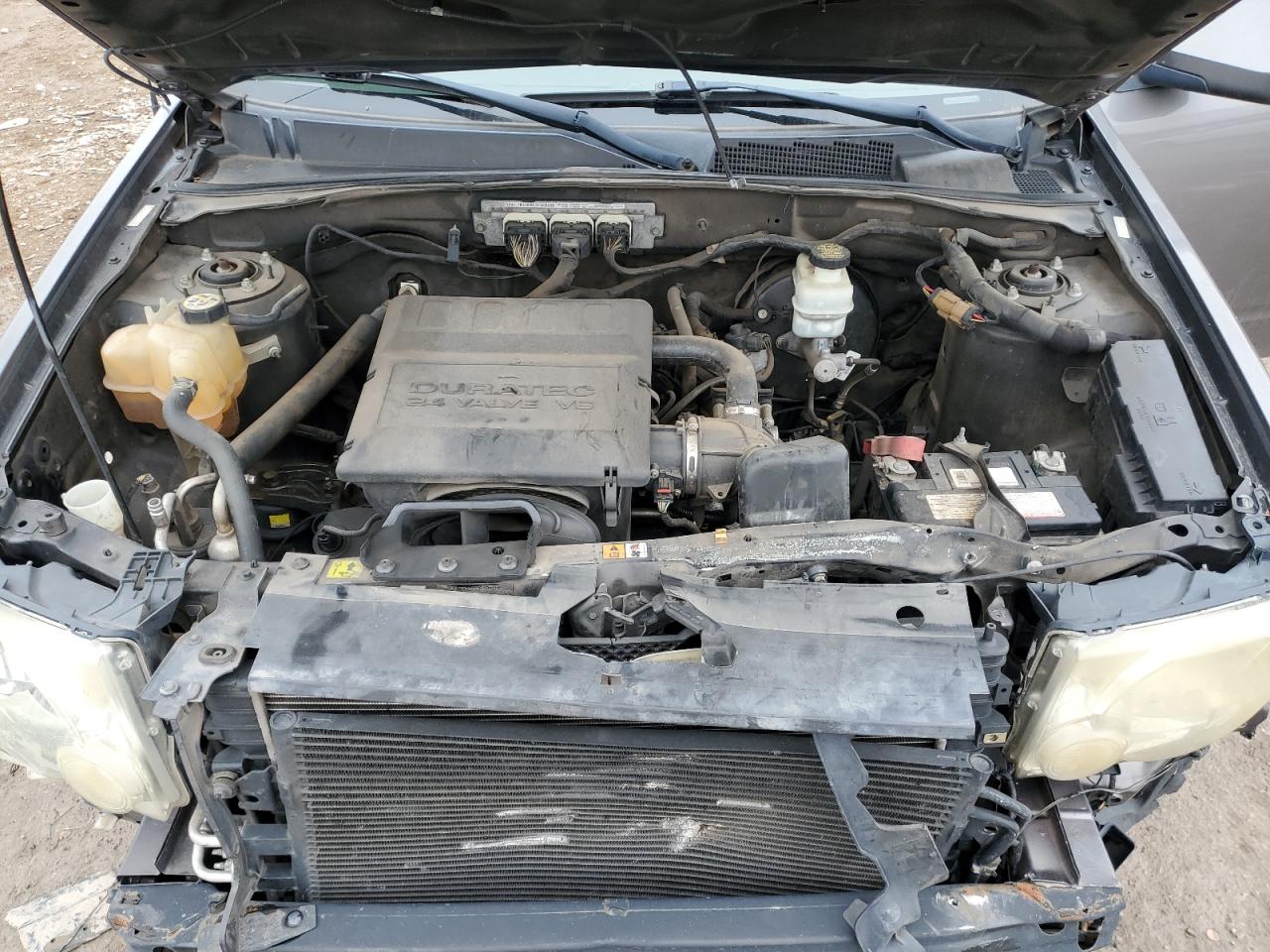 2009 Ford Escape - Image 12
