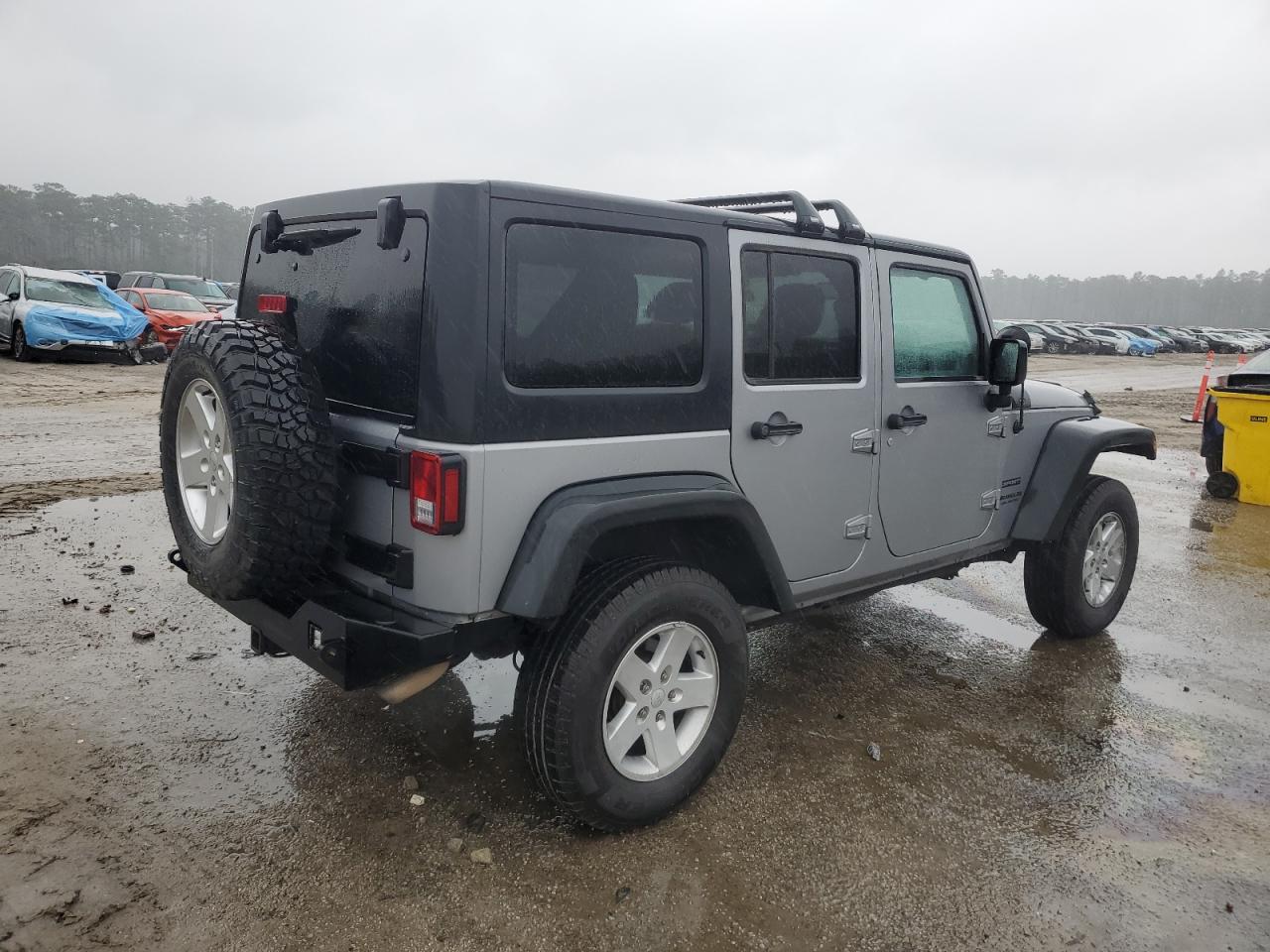 2016 Jeep Wrangler - Image 3