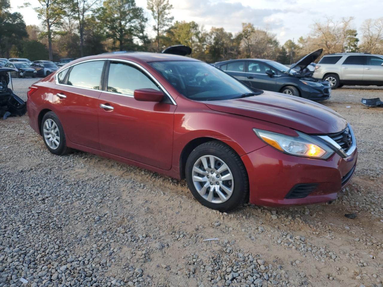 2016 Nissan Altima - Image 4