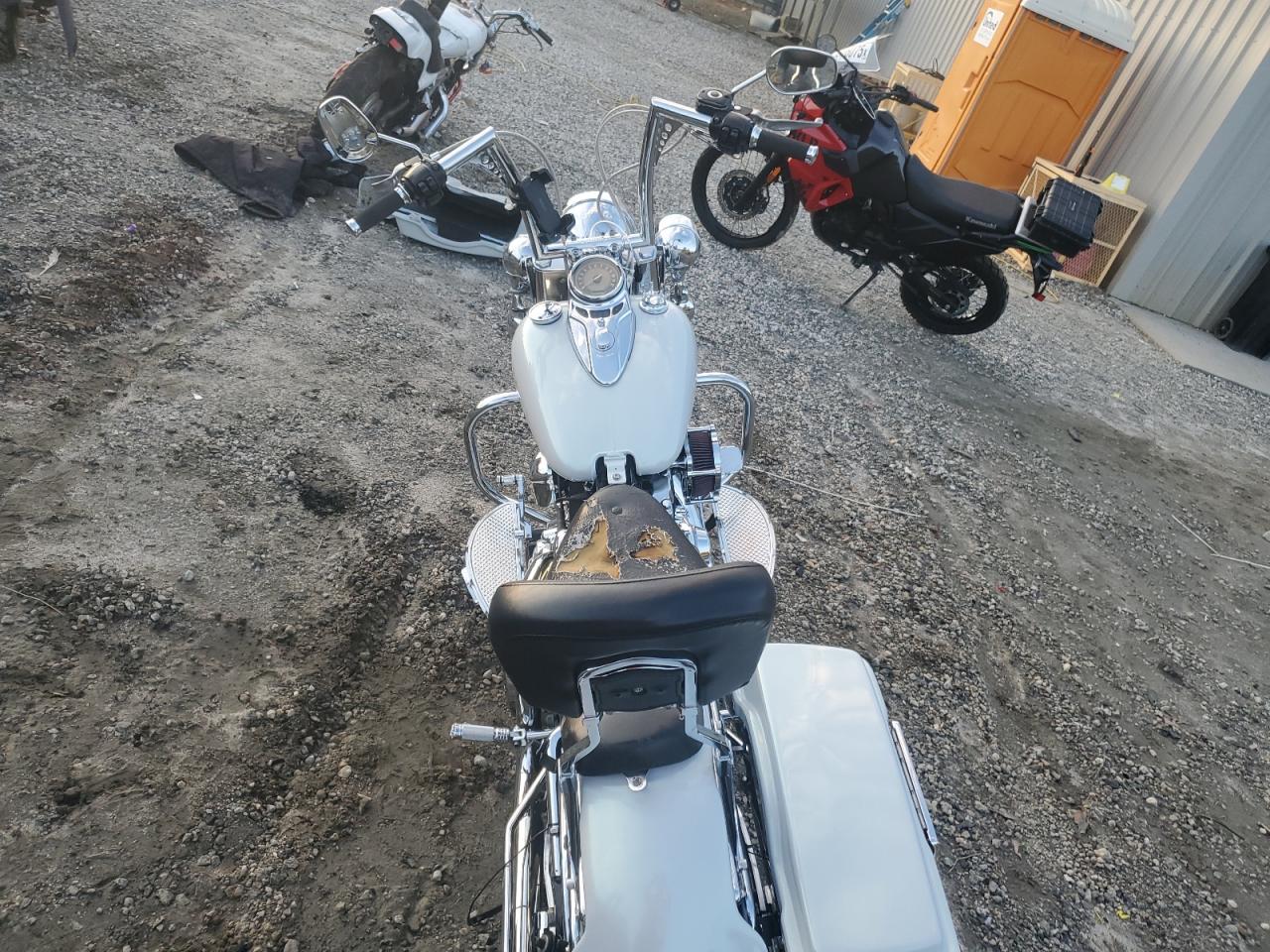 2013 Harley-Davidson Flstc Heritage Softail Classic VIN: 1HD1BWV17DB025831 Lot: 45474685