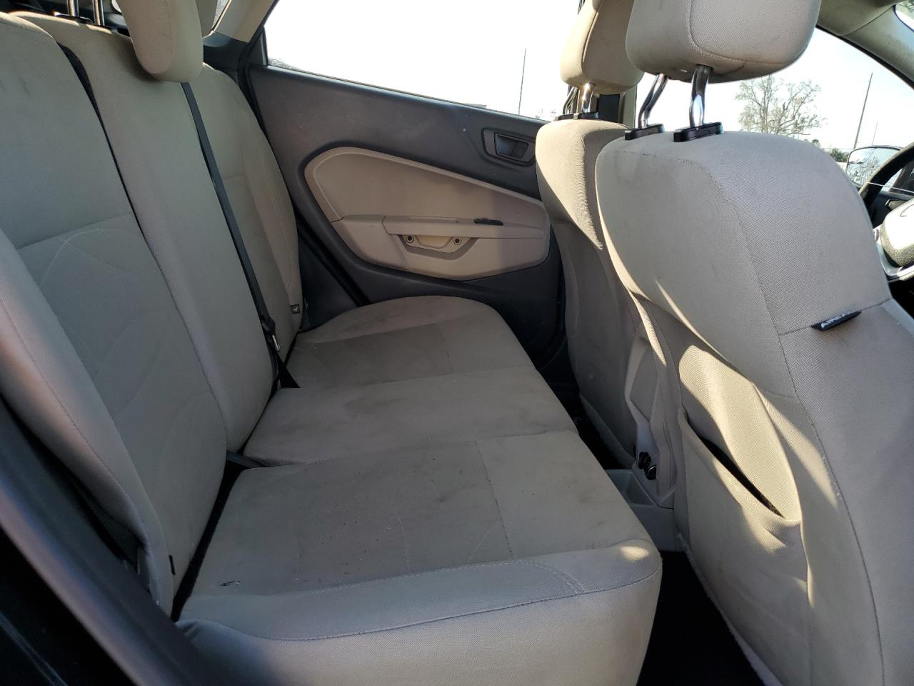 2018 Ford Fiesta - Image 10