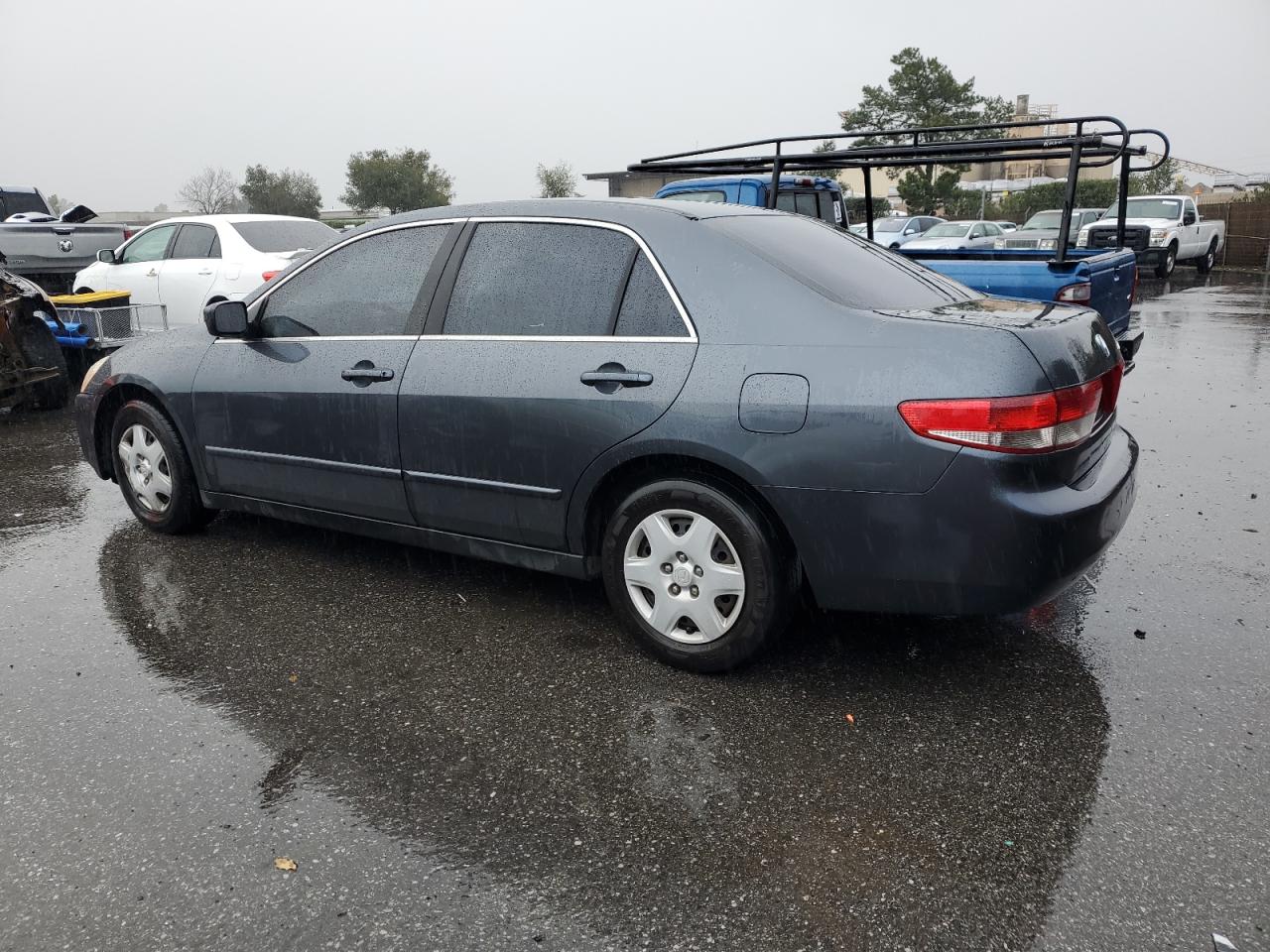 2004 Honda Accord - Image 2