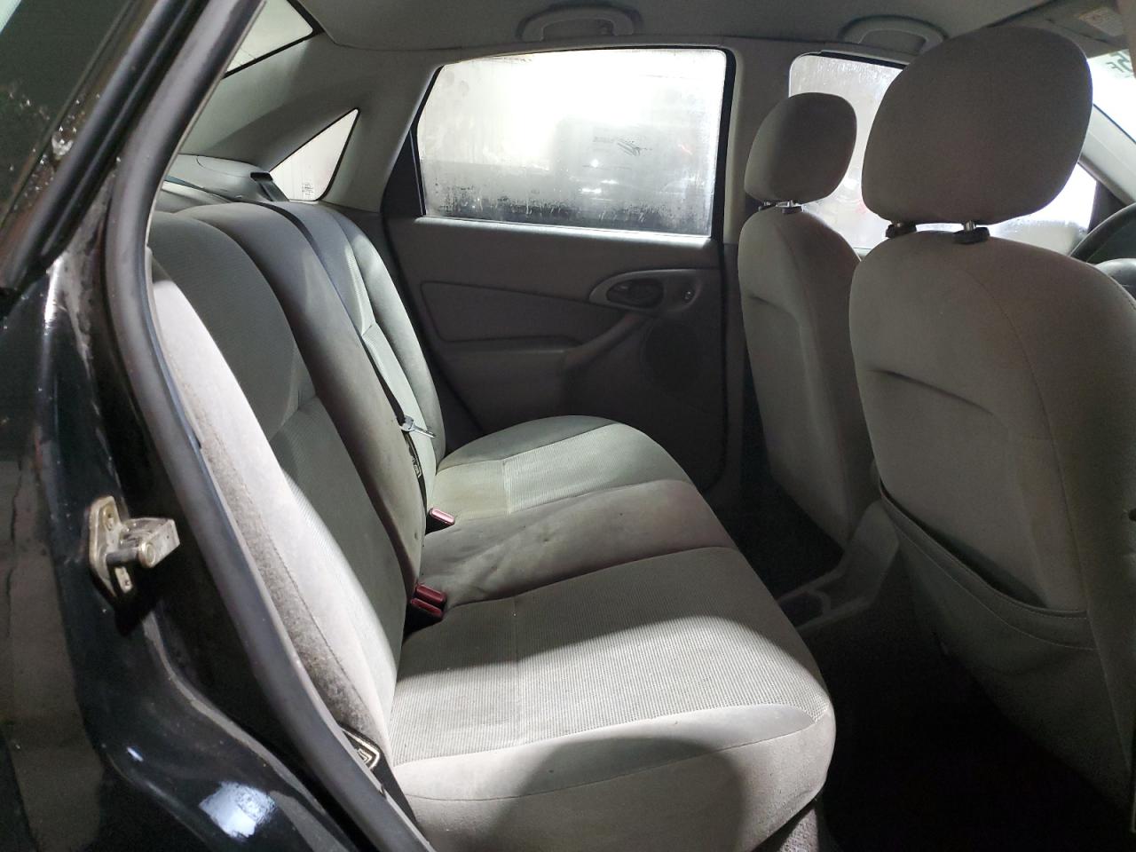 2002 Ford Focus - Image 10