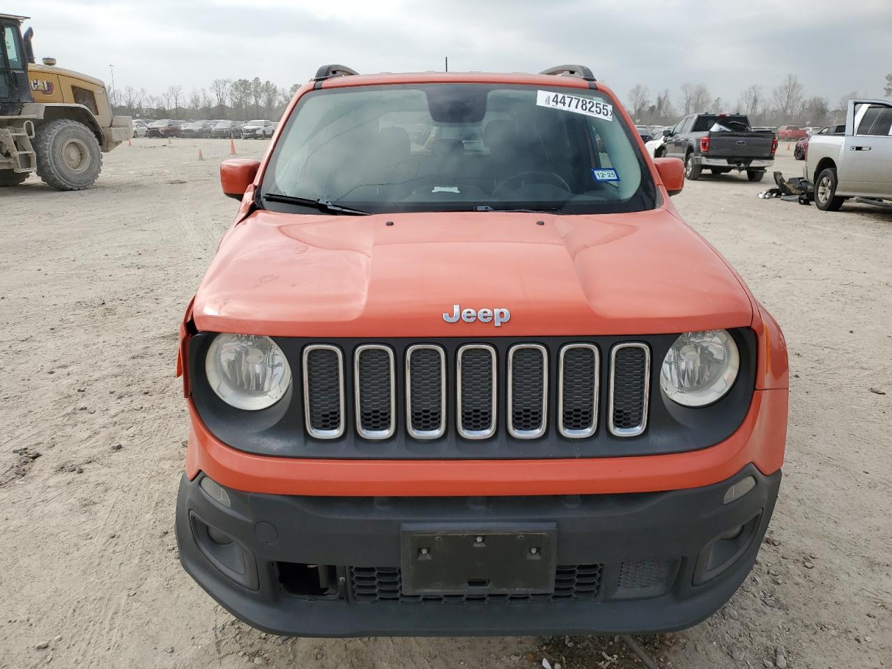 2016 Jeep Renegade - Image 5