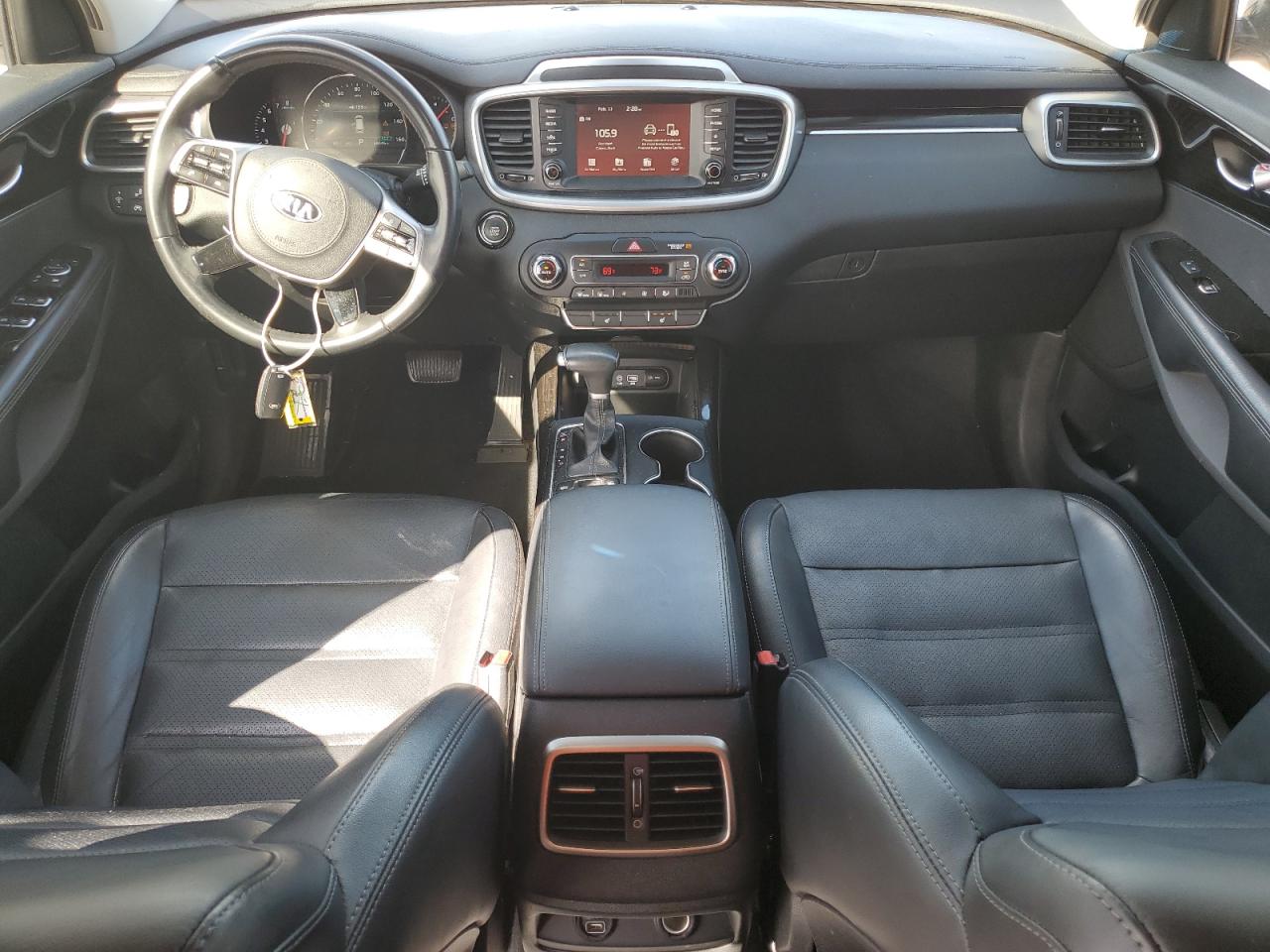 2019 Kia Sorento - Image 8