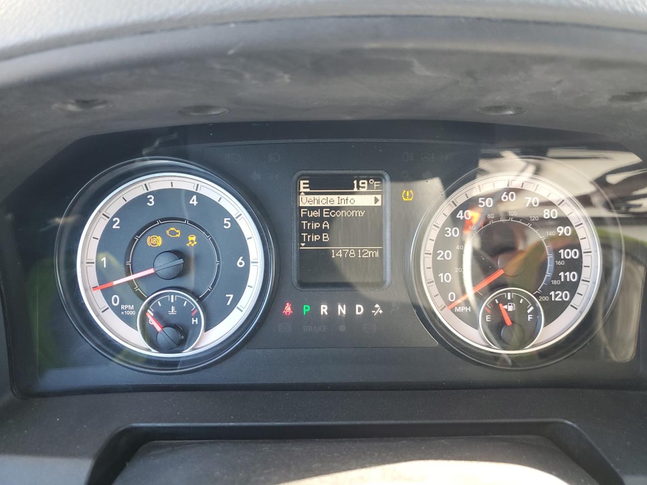 2016 RAM 1500 - Image 9