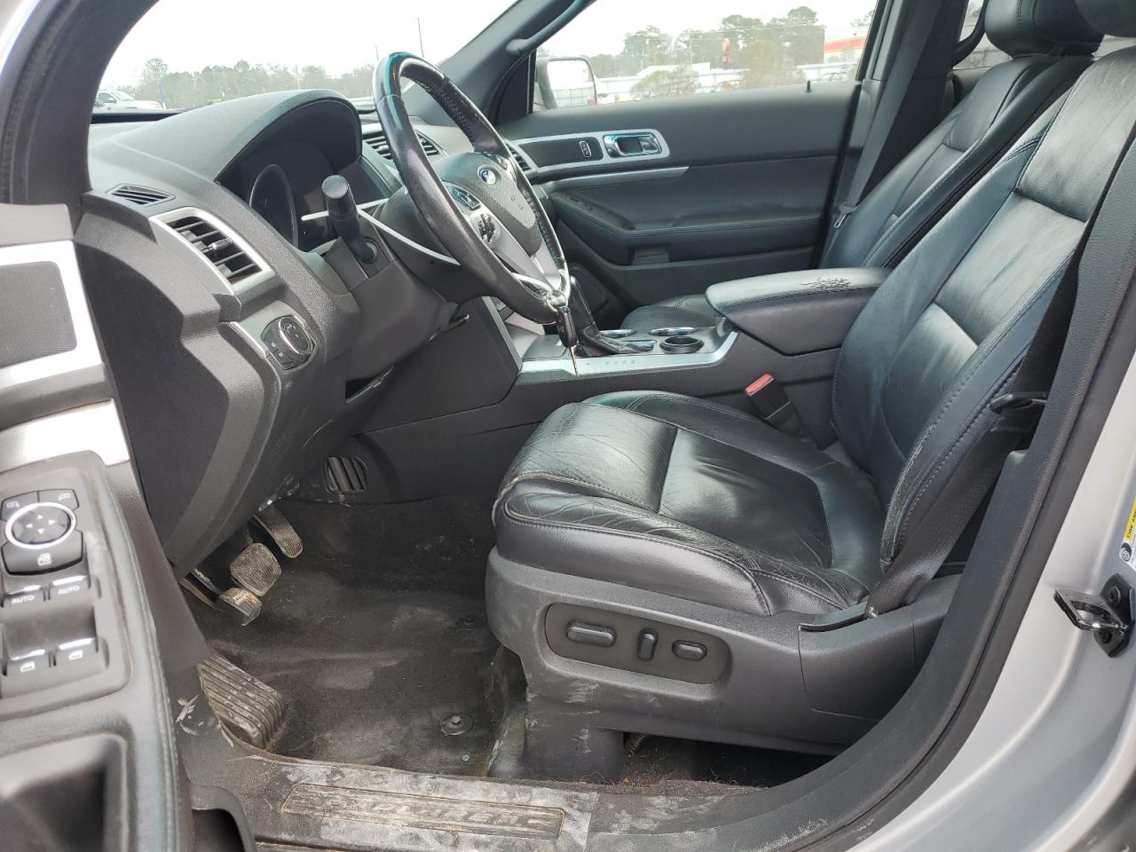 2012 Ford Explorer - Image 7