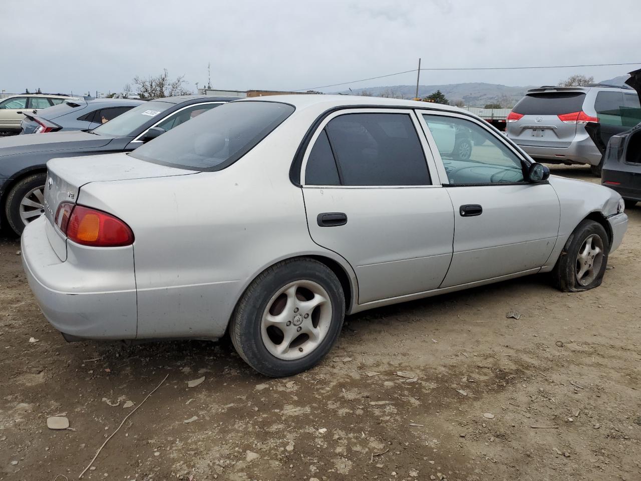 2000 Toyota Corolla - Image 3