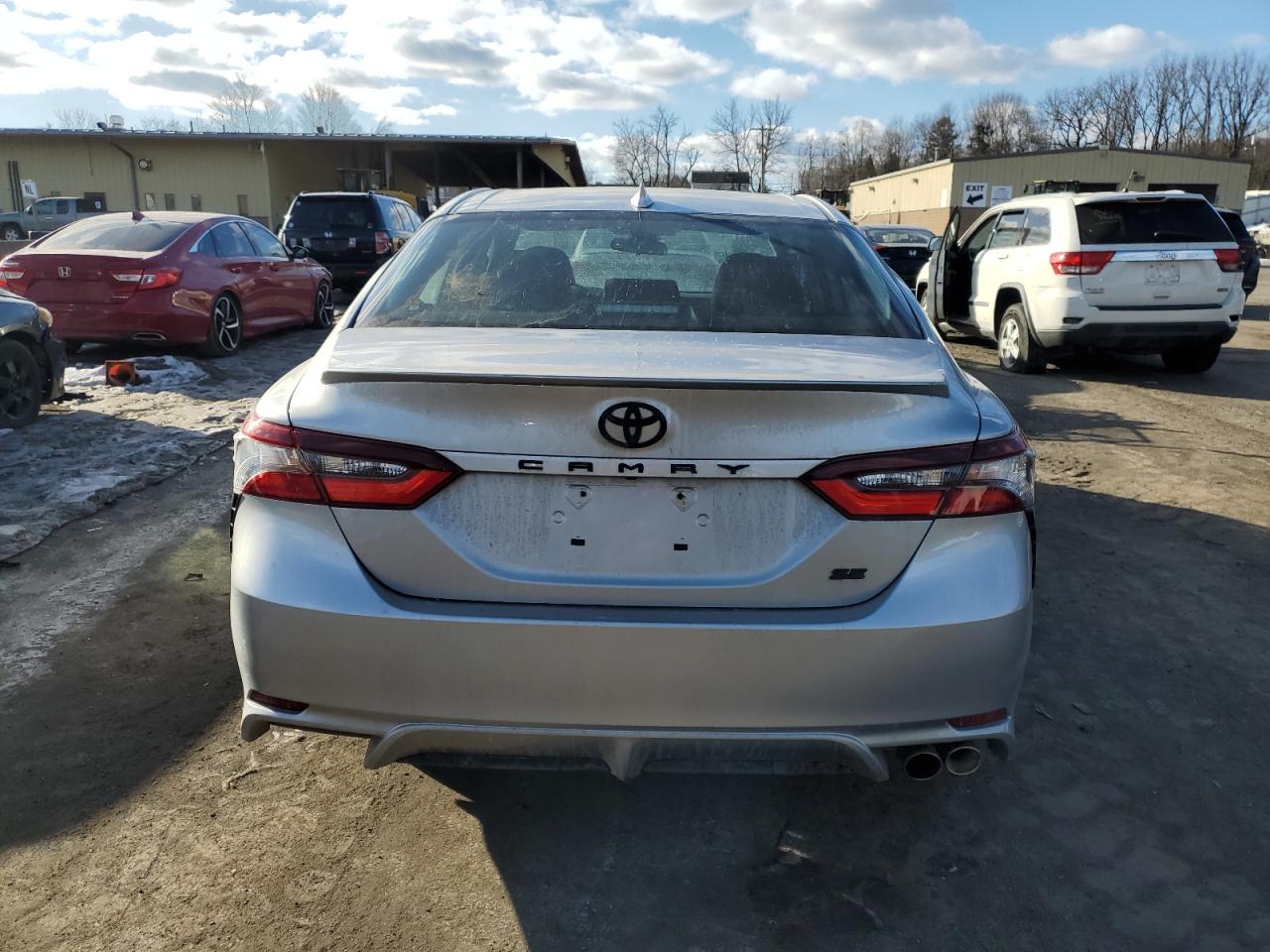 2021 Toyota Camry - Image 6
