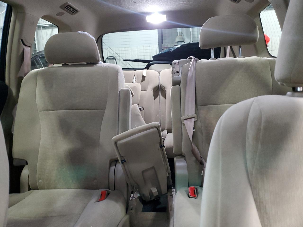 2013 Toyota Highlander - Image 10