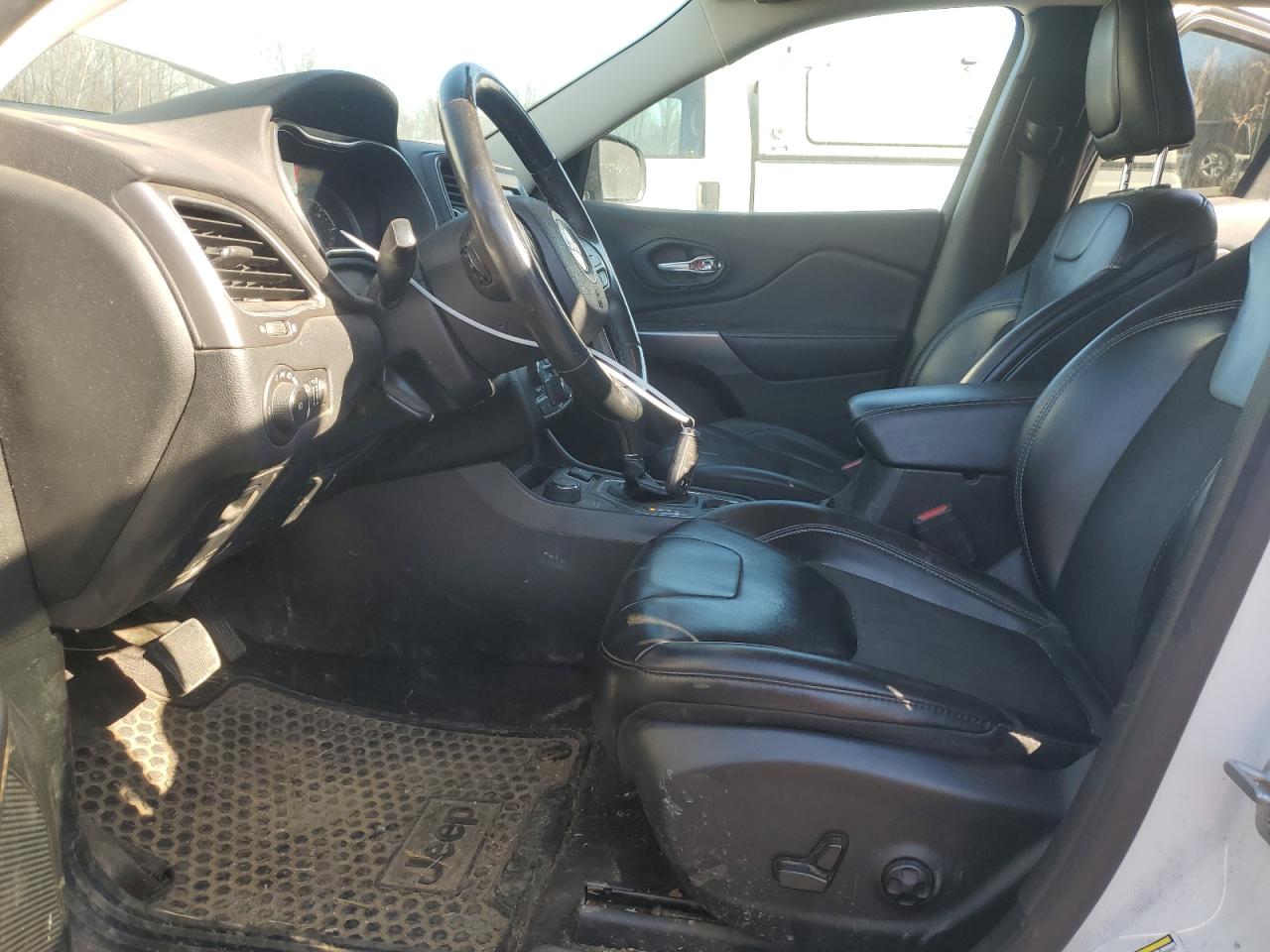 2019 Jeep Grand Cherokee - Image 7