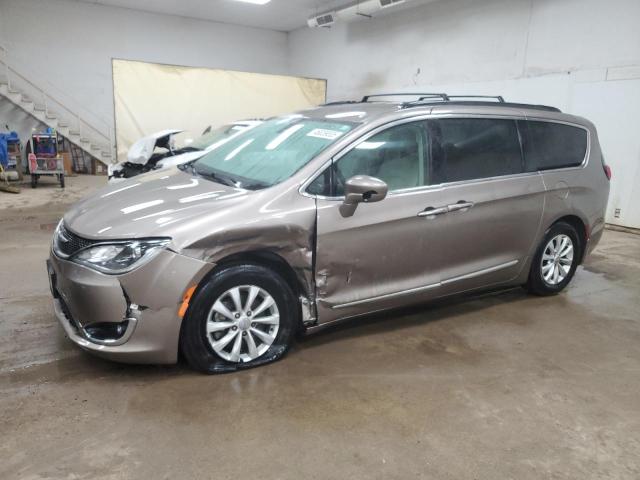  CHRYSLER PACIFICA 2017 tan