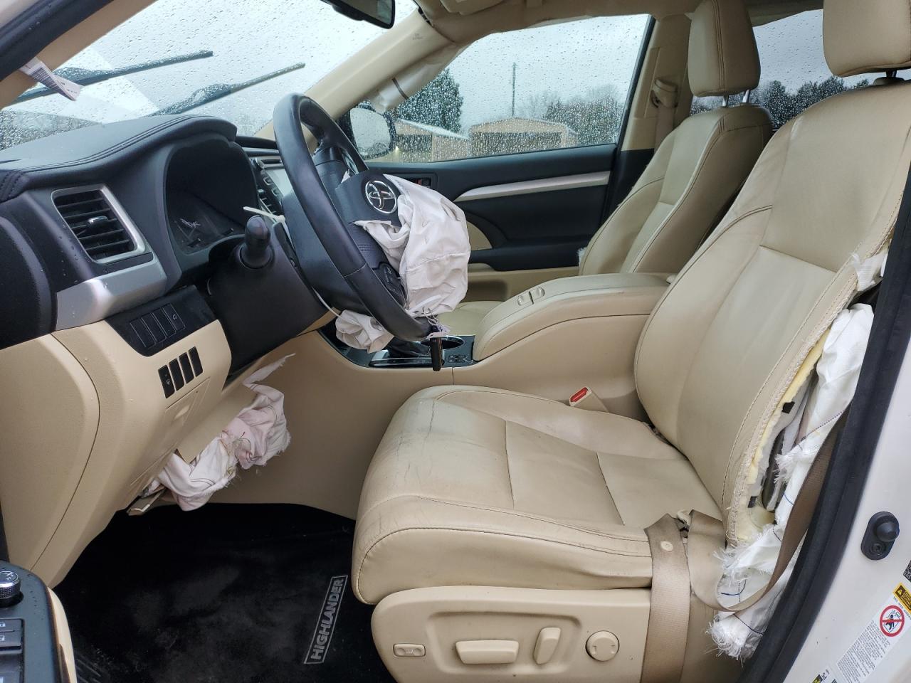 2016 Toyota Highlander - Image 7