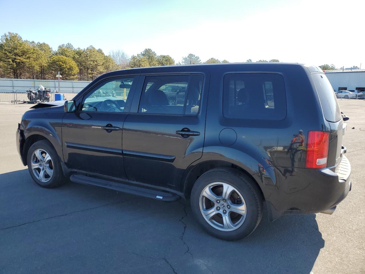 2015 Honda Pilot - Image 2