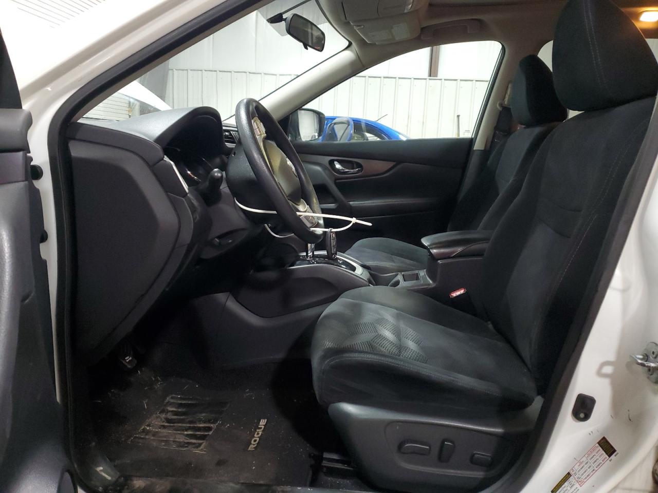 2016 Nissan Rogue - Image 7