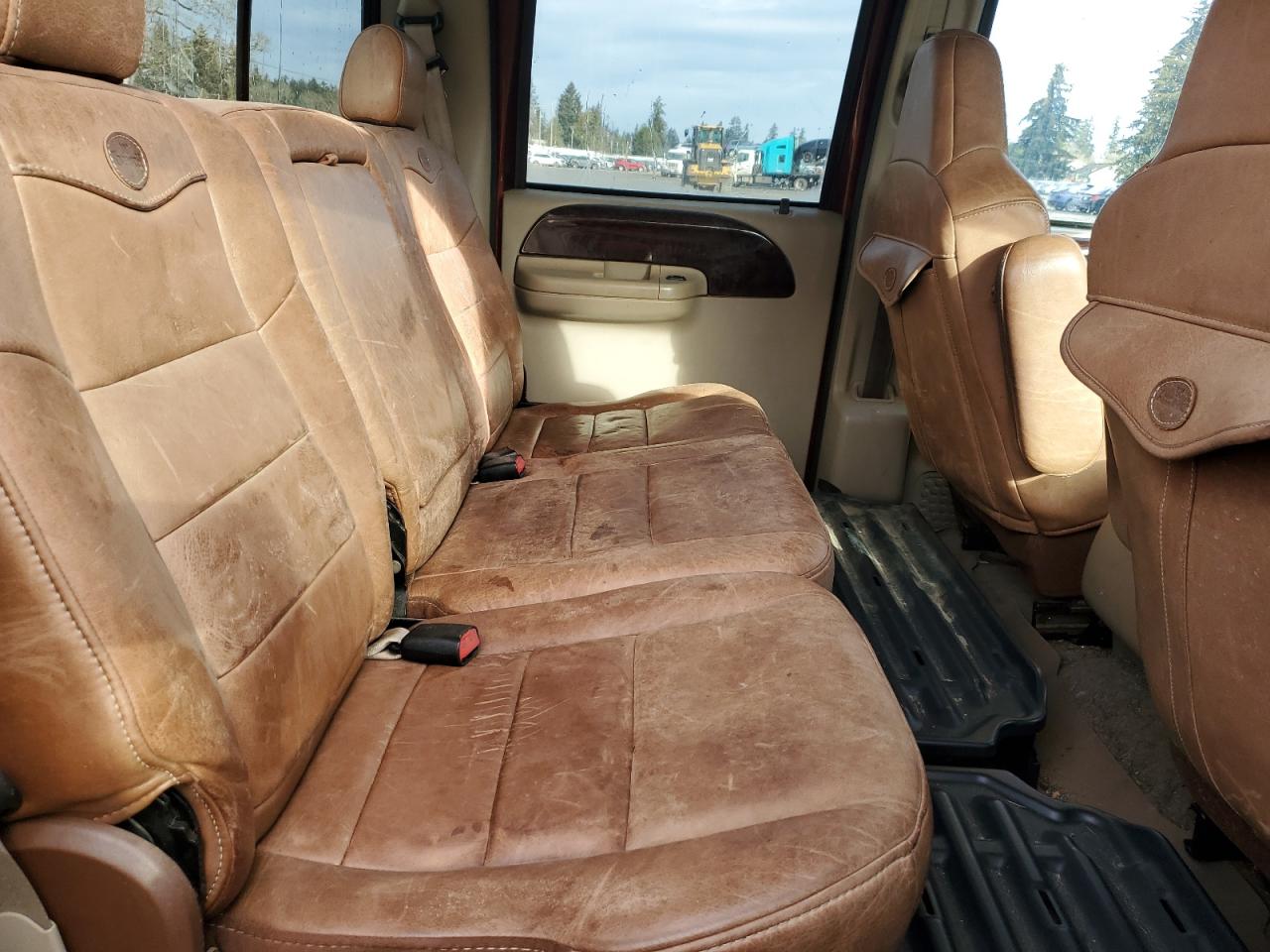 2006 Ford F250 - Image 10