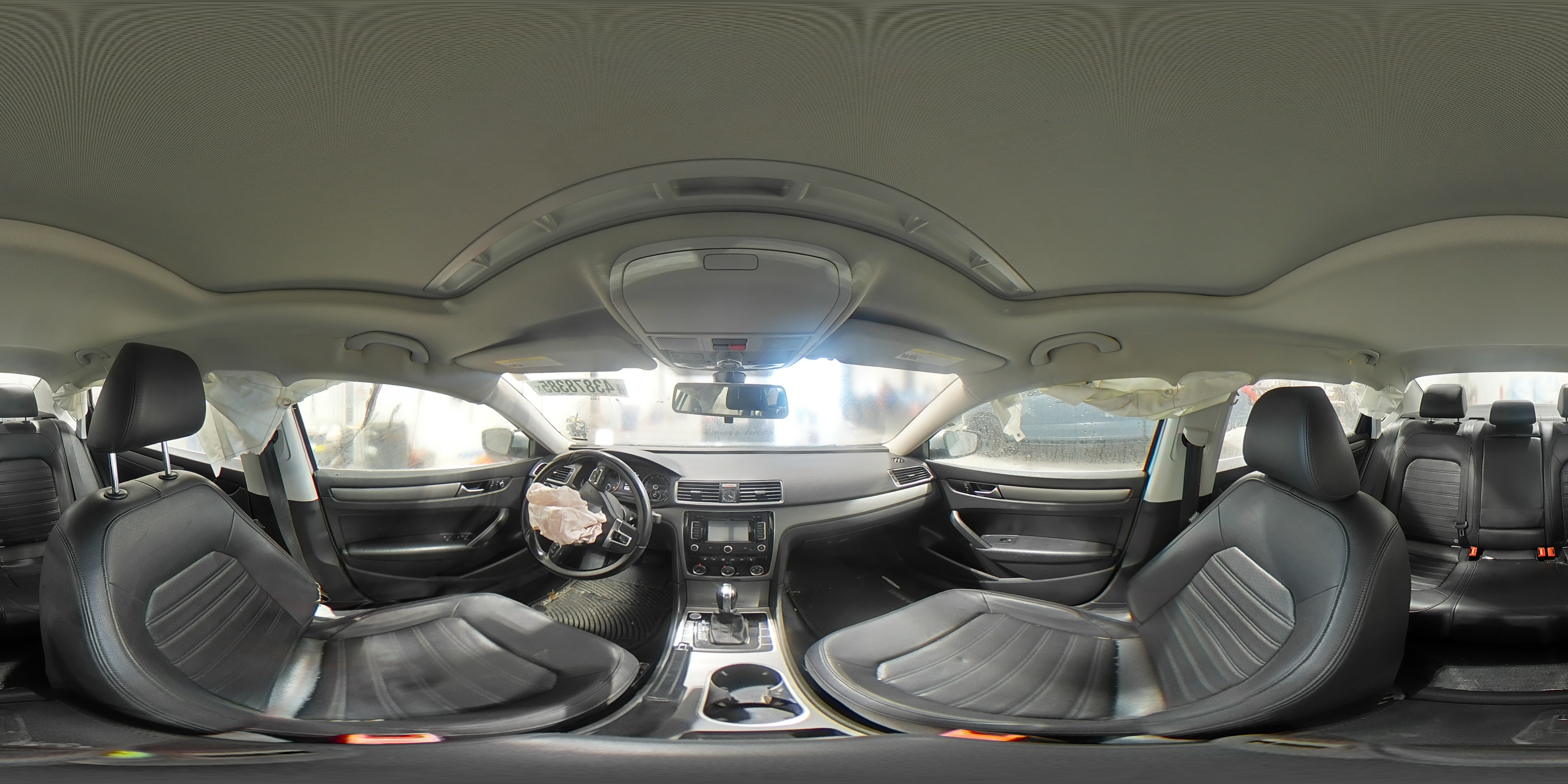 2015 Volkswagen Passat - Image 12