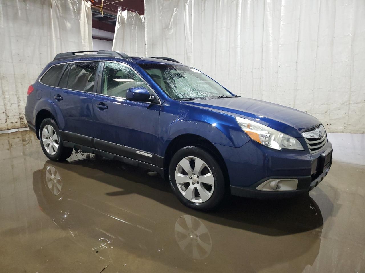2011 Subaru Outback - Image 4