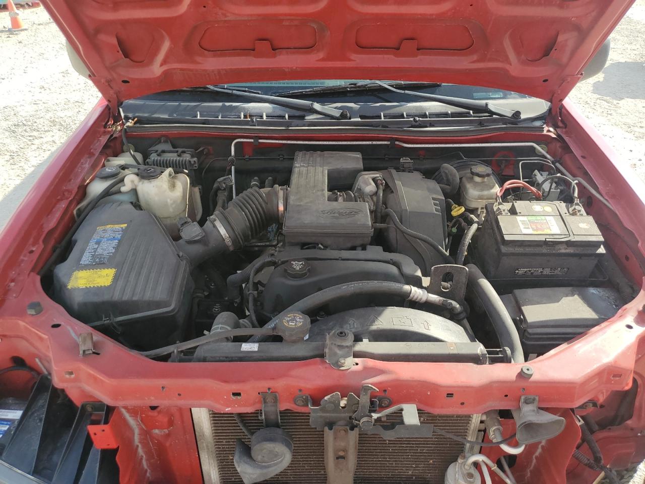 2004 Chevrolet Colorado - Image 11