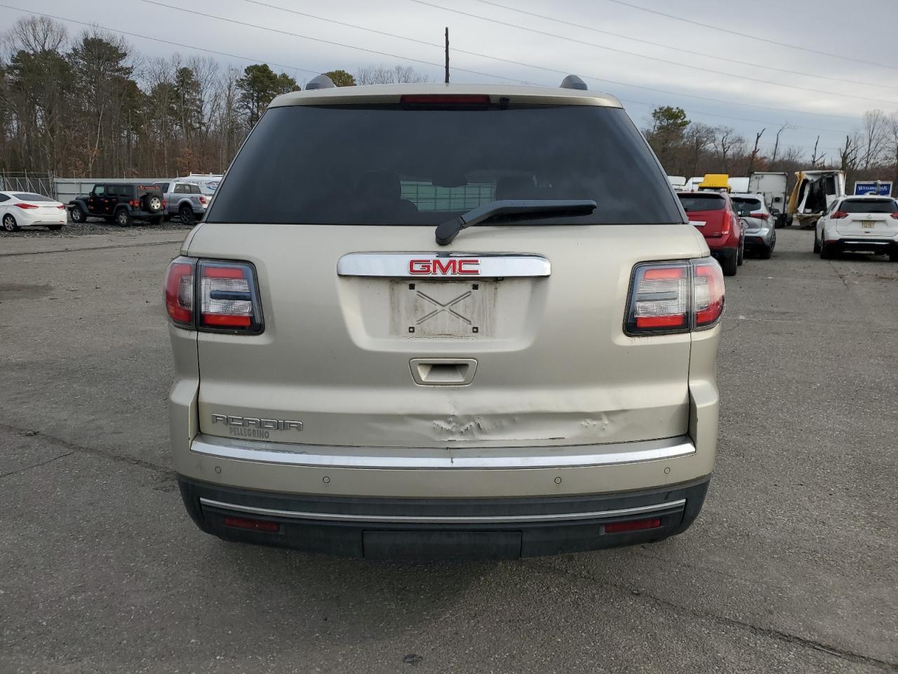 2014 GMC Acadia - Image 6