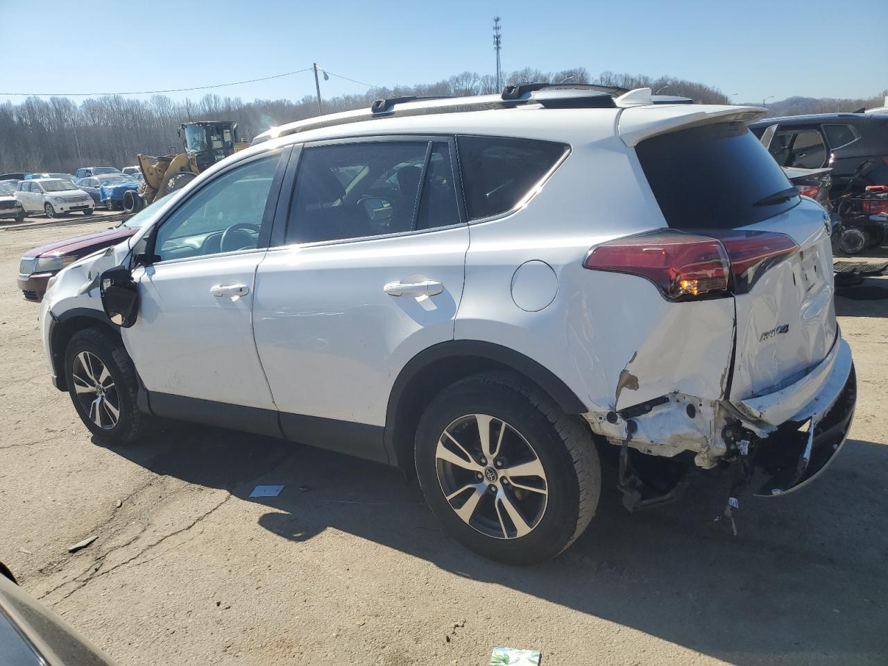 2016 Toyota RAV 4 - Image 2