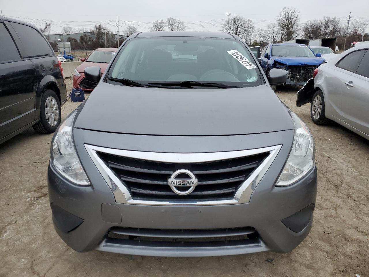 2017 Nissan Versa - Image 5