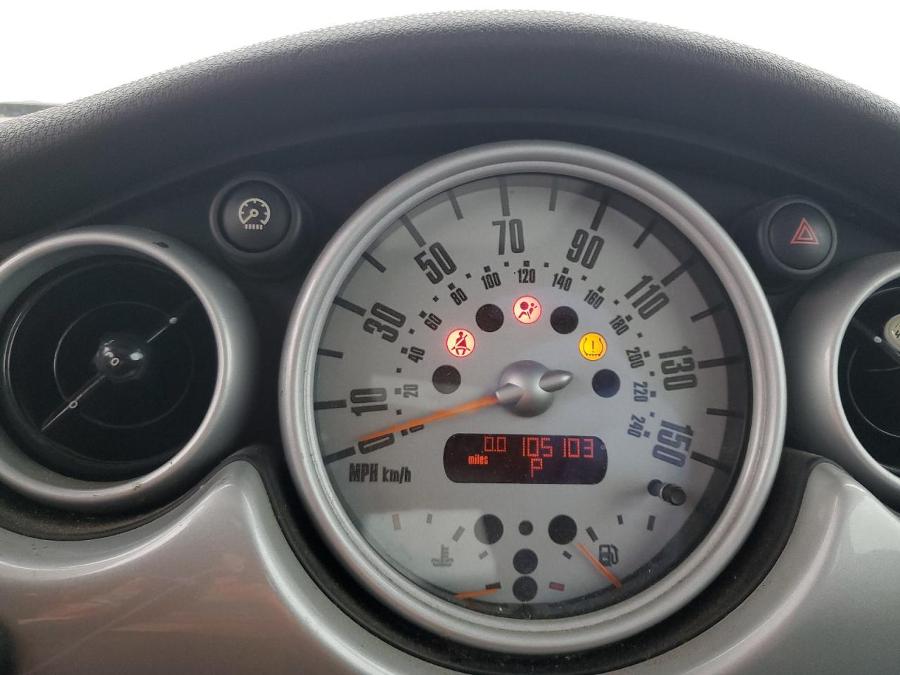 2003 MINI Cooper - Image 9