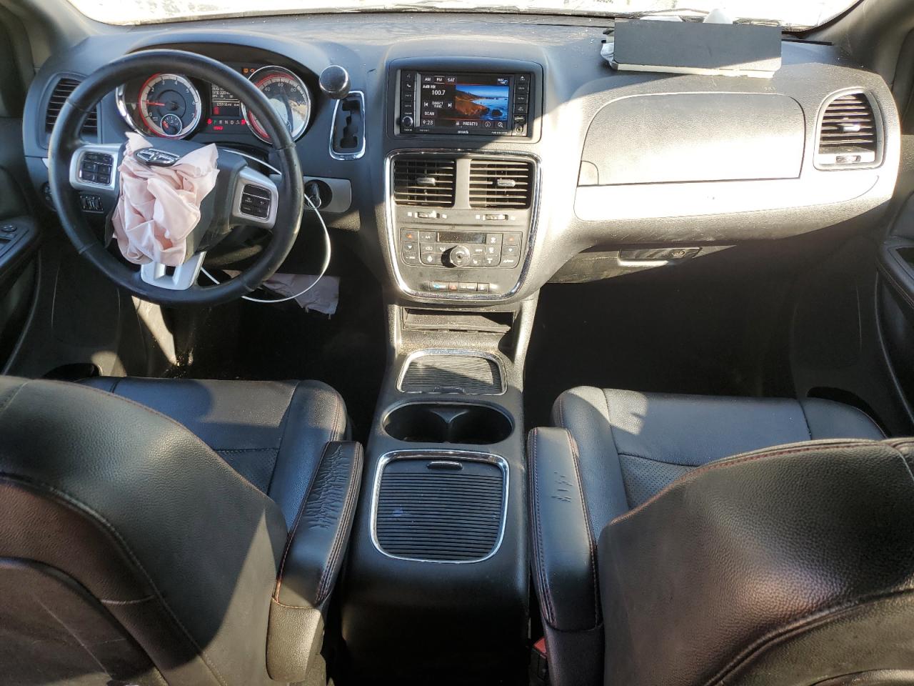 2019 Dodge Caravan - Image 8