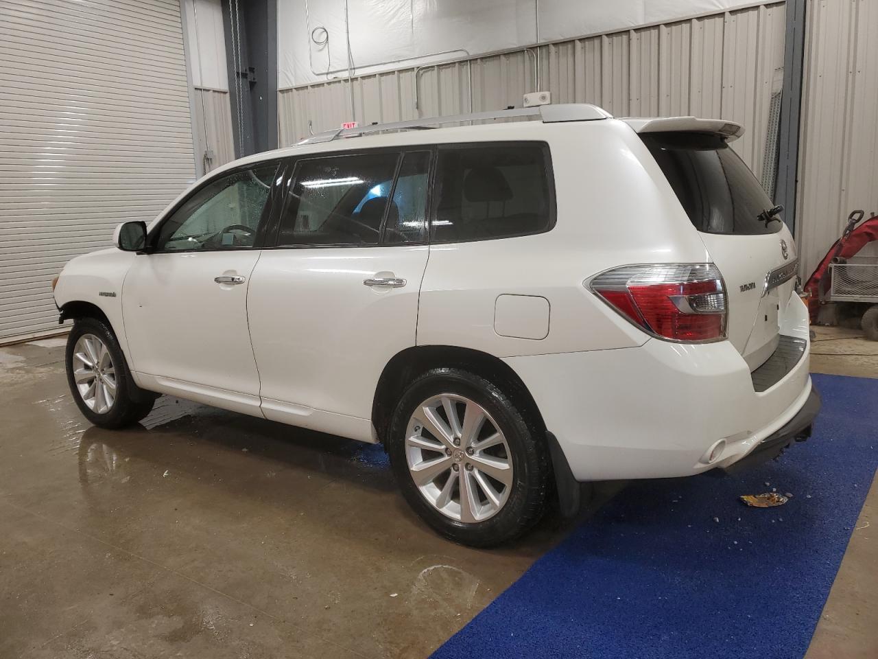 2008 Toyota Highlander - Image 2