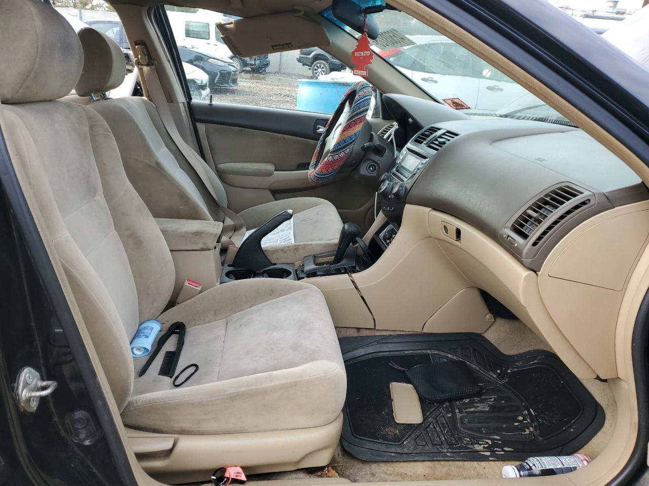 2003 Honda Accord - Image 7