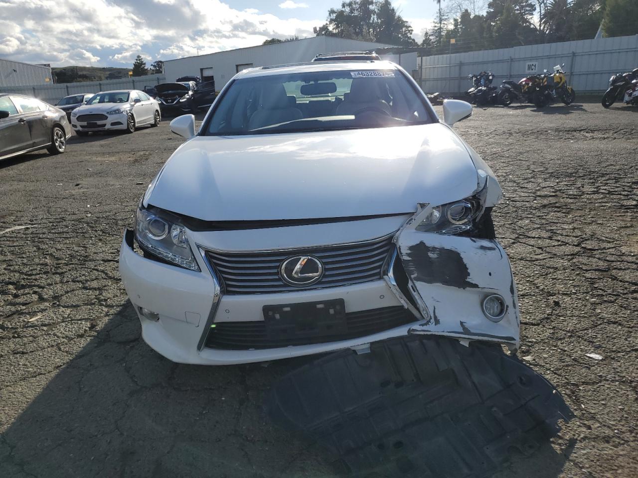 2013 Lexus ES - Image 5