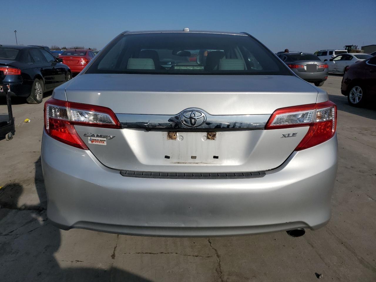 2012 Toyota Camry - Image 6