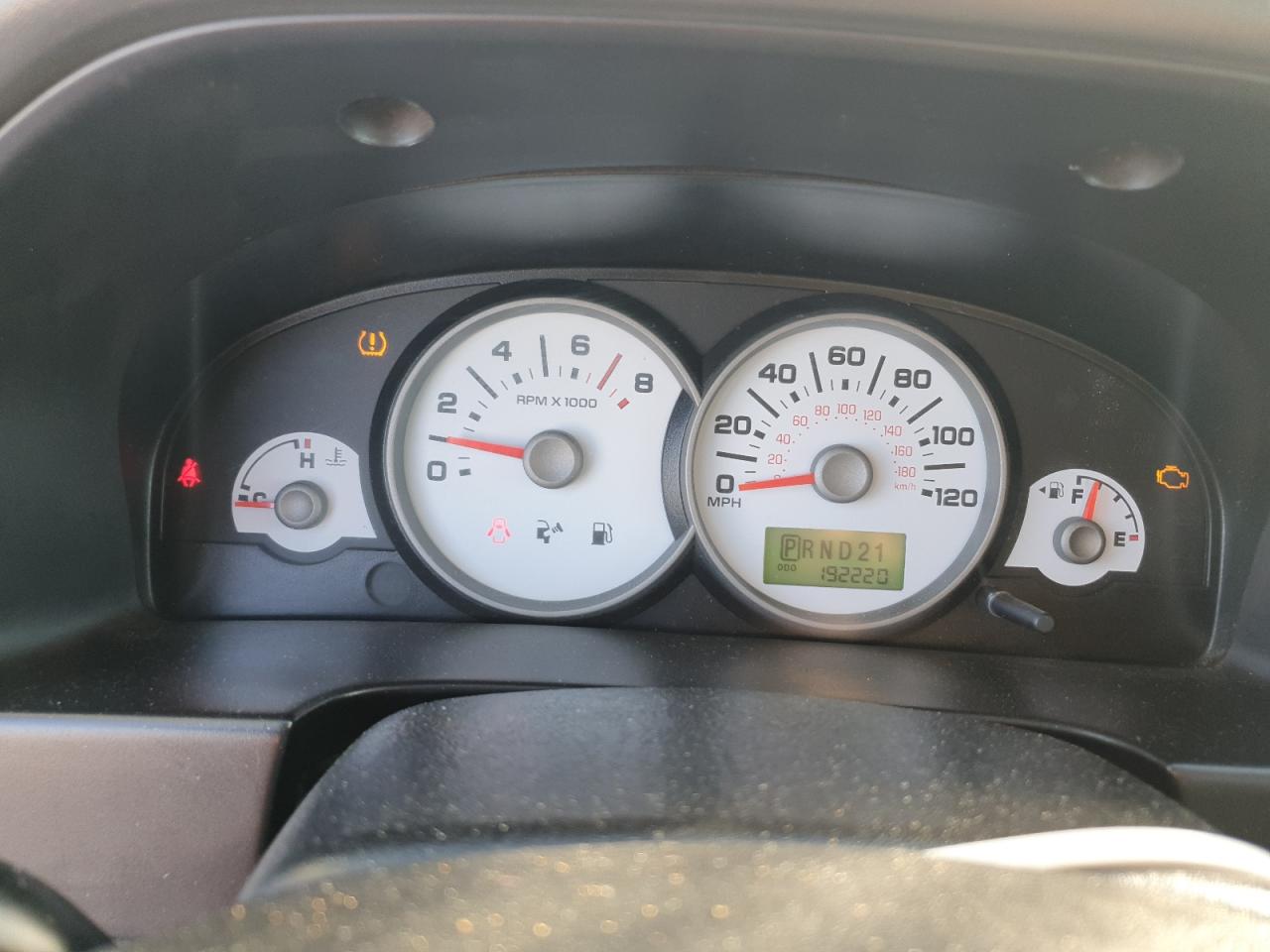 2007 Ford Escape - Image 9