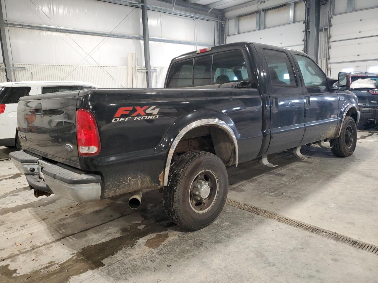 2003 Ford F250 - Image 3