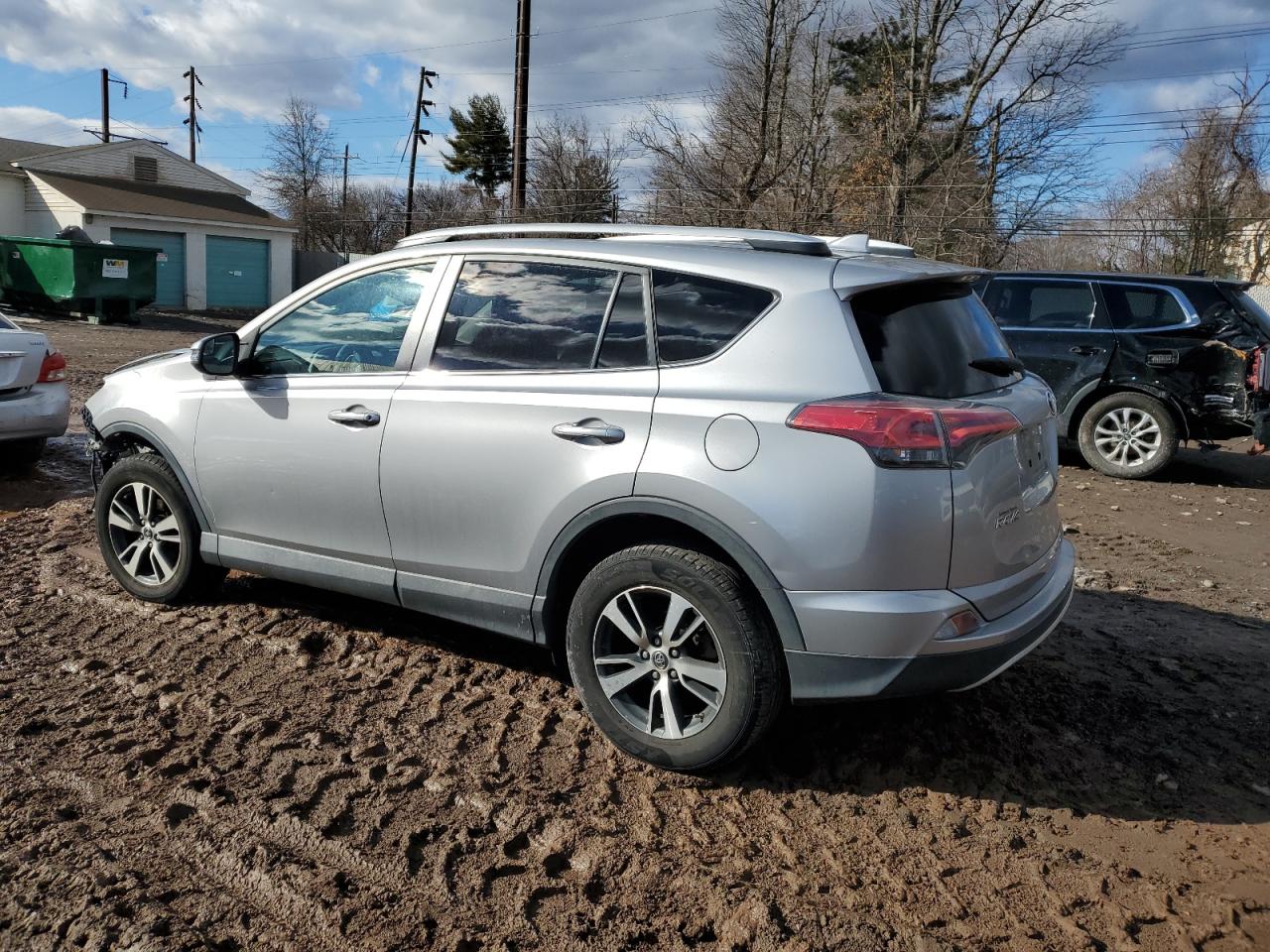2016 Toyota RAV 4 - Image 2
