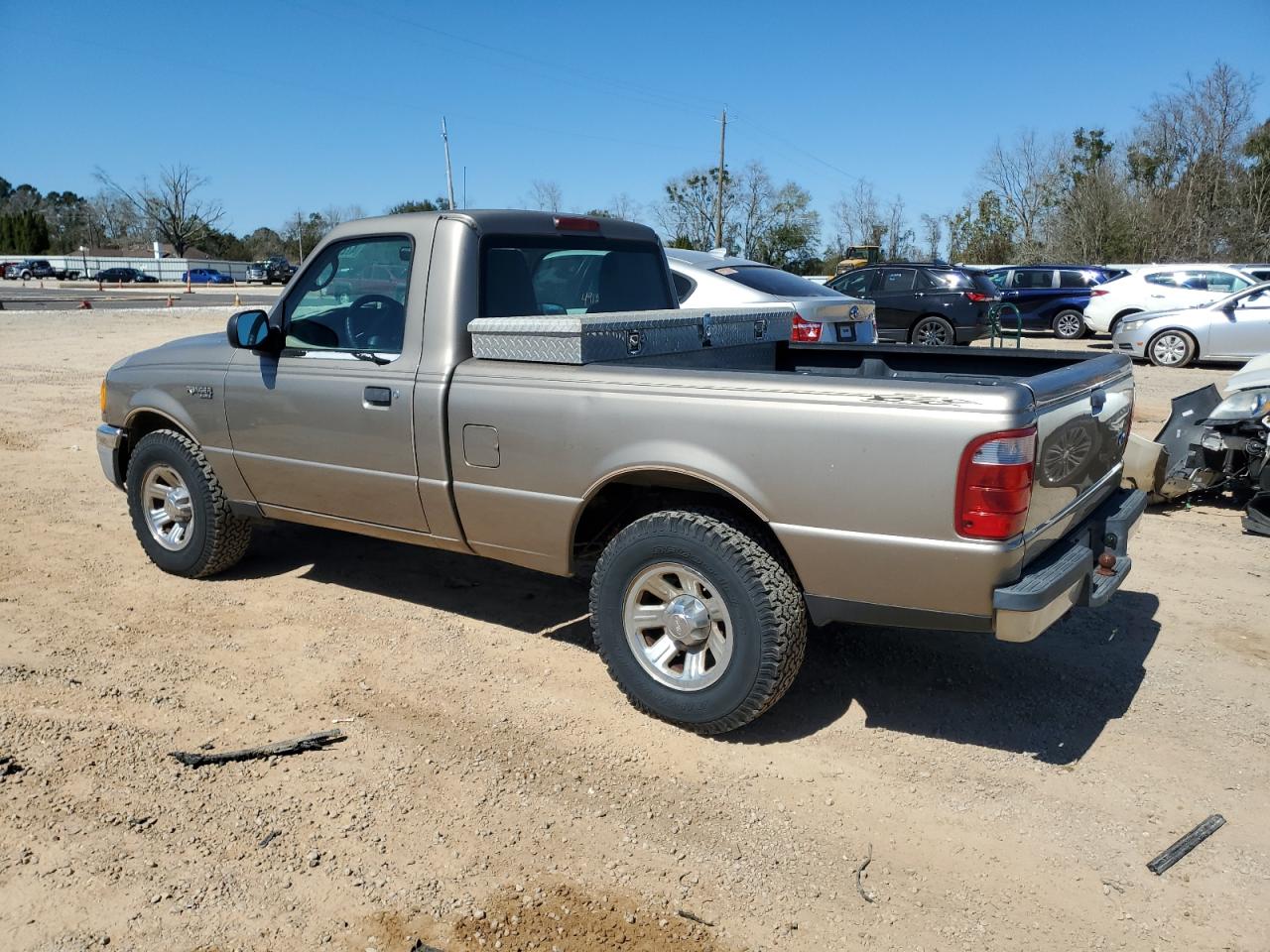 2005 Ford Ranger - Image 2