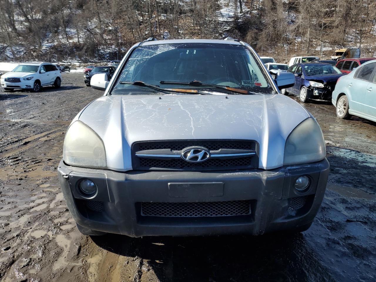 2005 Hyundai Tucson - Image 5