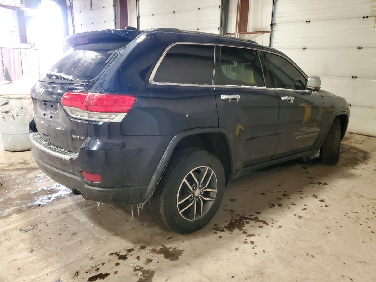 2018 Jeep Grand Cherokee - Image 3