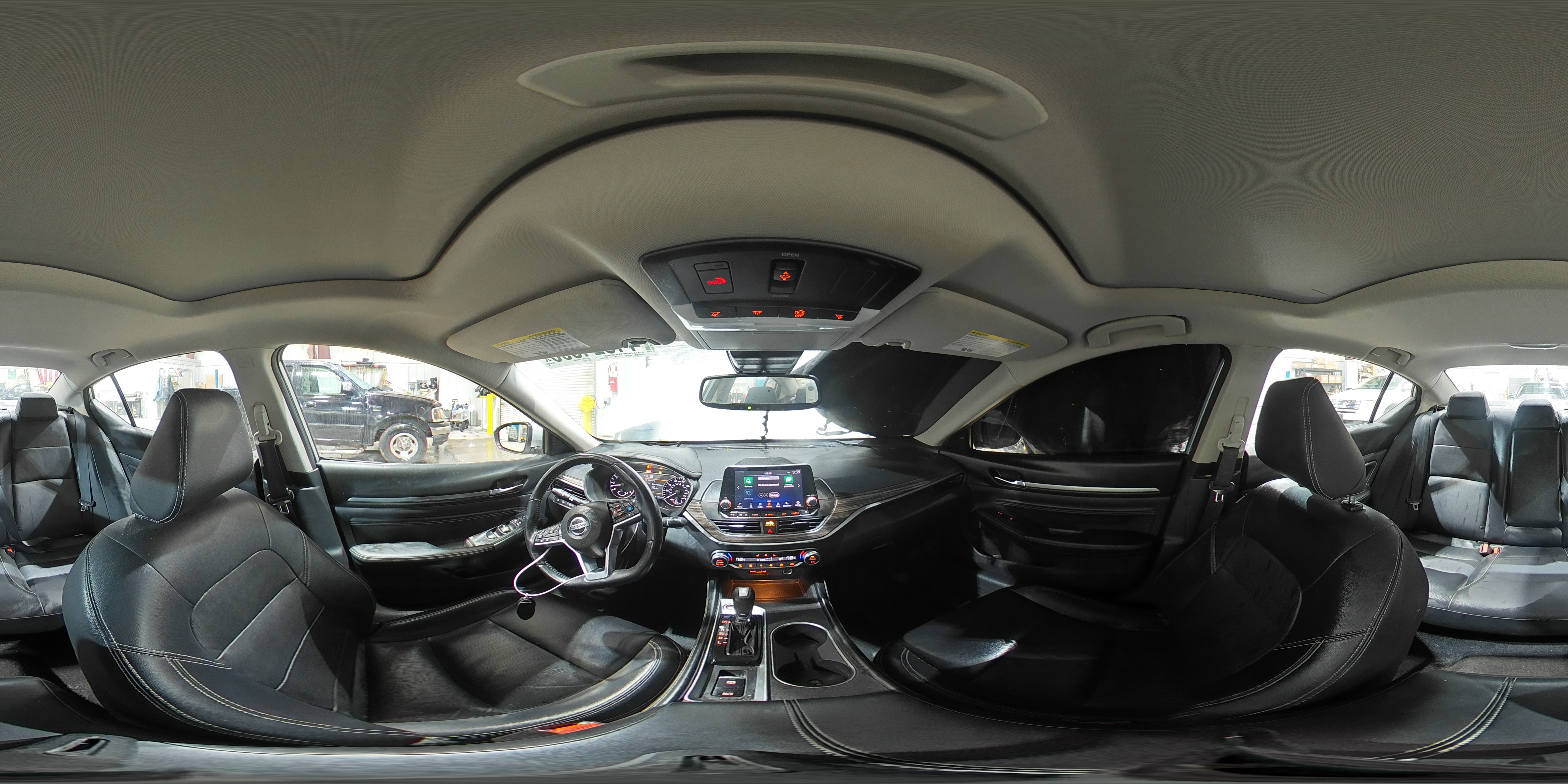 2019 Nissan Altima - Image 14