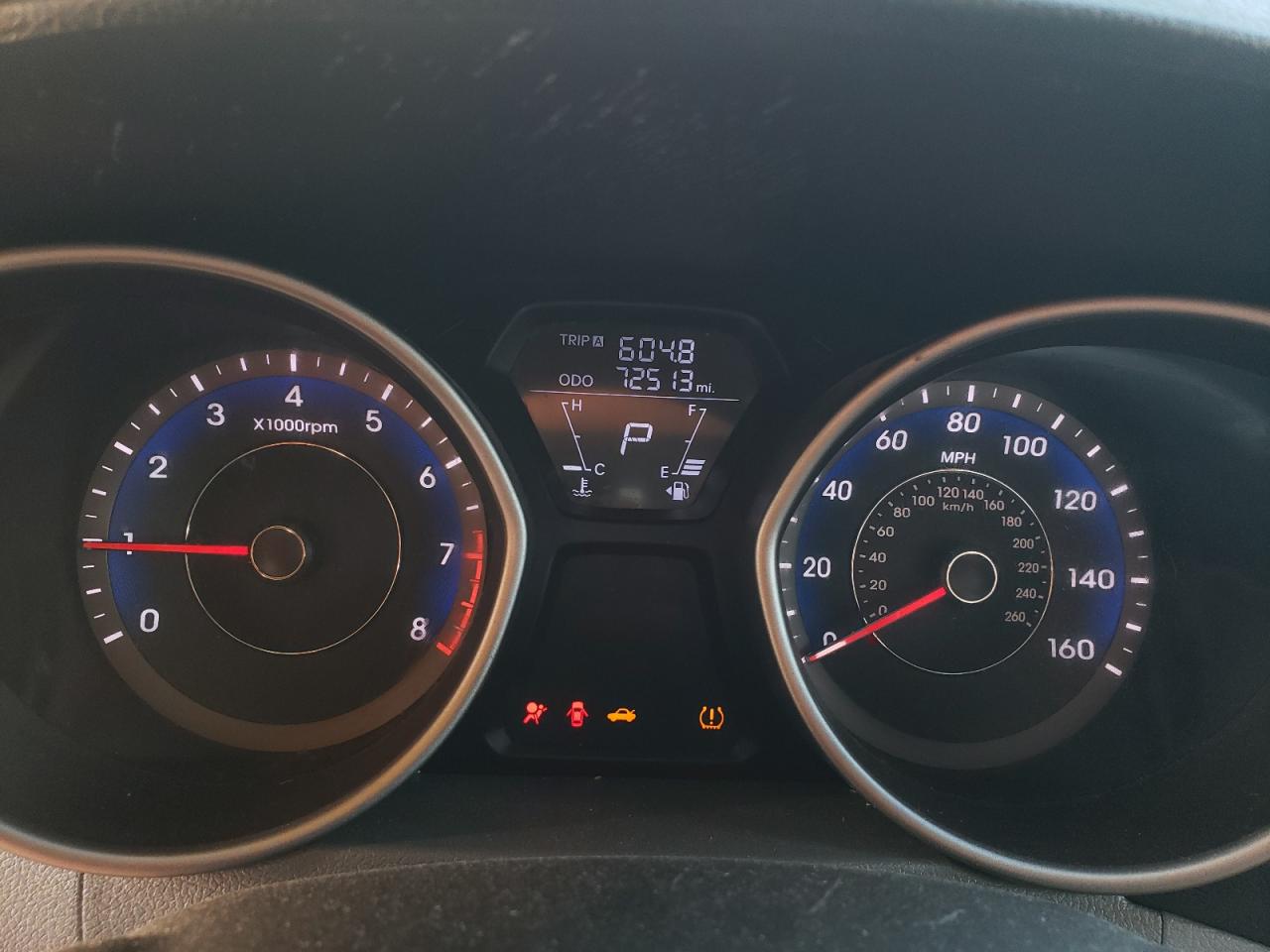 2013 Hyundai Elantra - Image 9