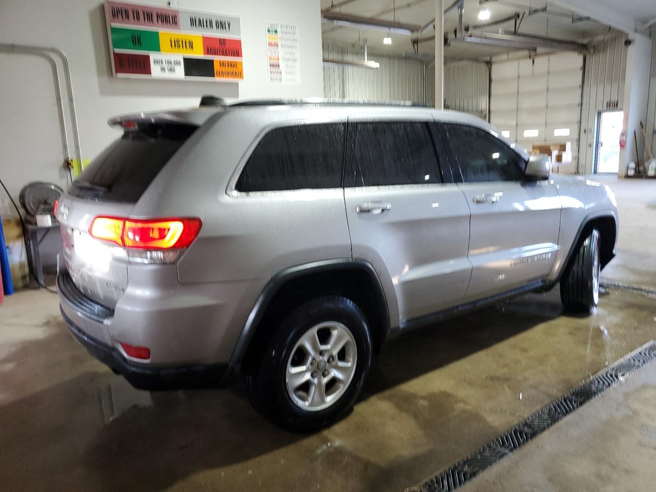 2014 Jeep Grand Cherokee - Image 3