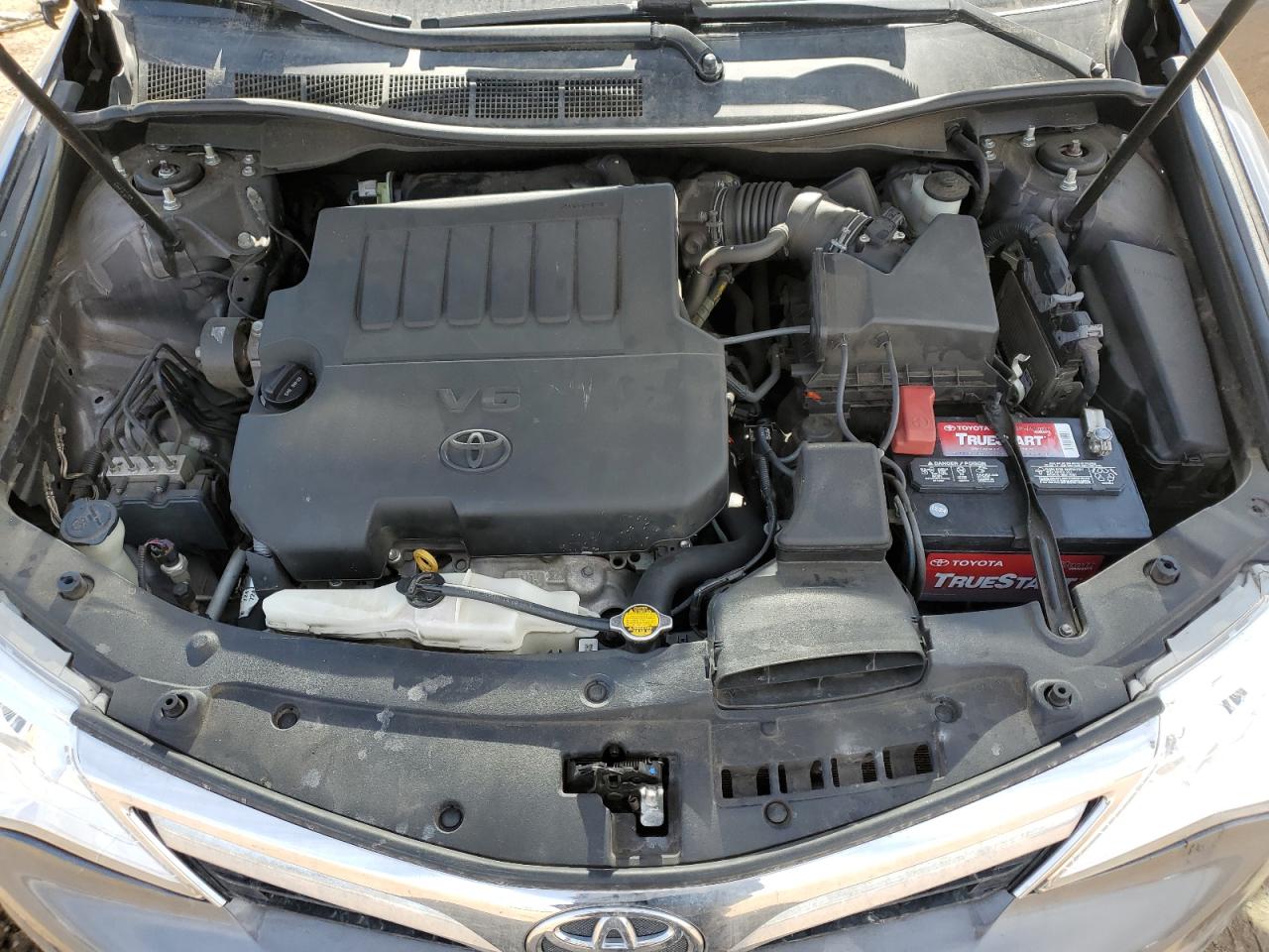 2014 Toyota Camry - Image 11