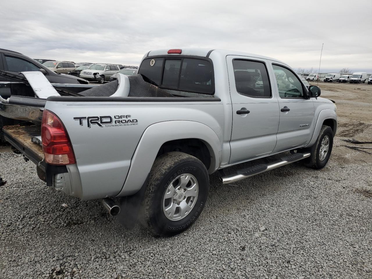 2005 Toyota Tacoma - Image 3