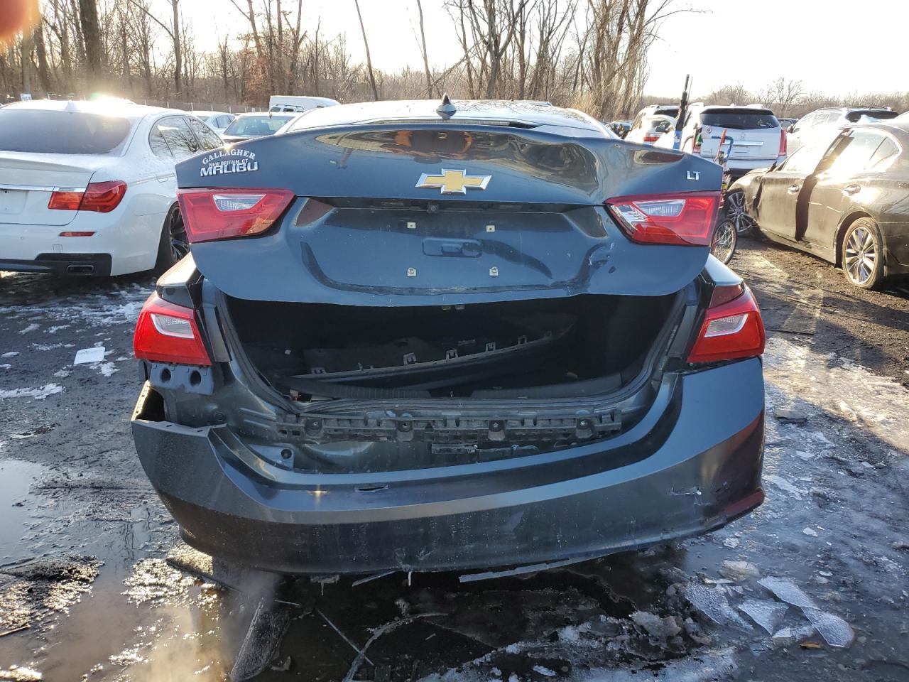2018 Chevrolet Malibu - Image 6
