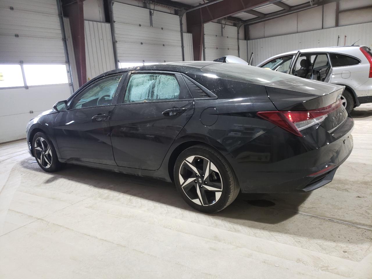2023 Hyundai Elantra - Image 2