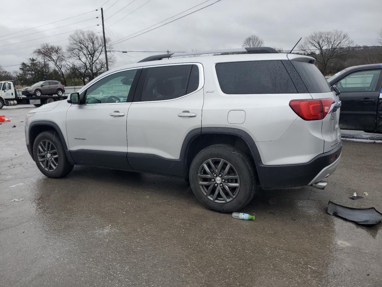2019 GMC Acadia - Image 2