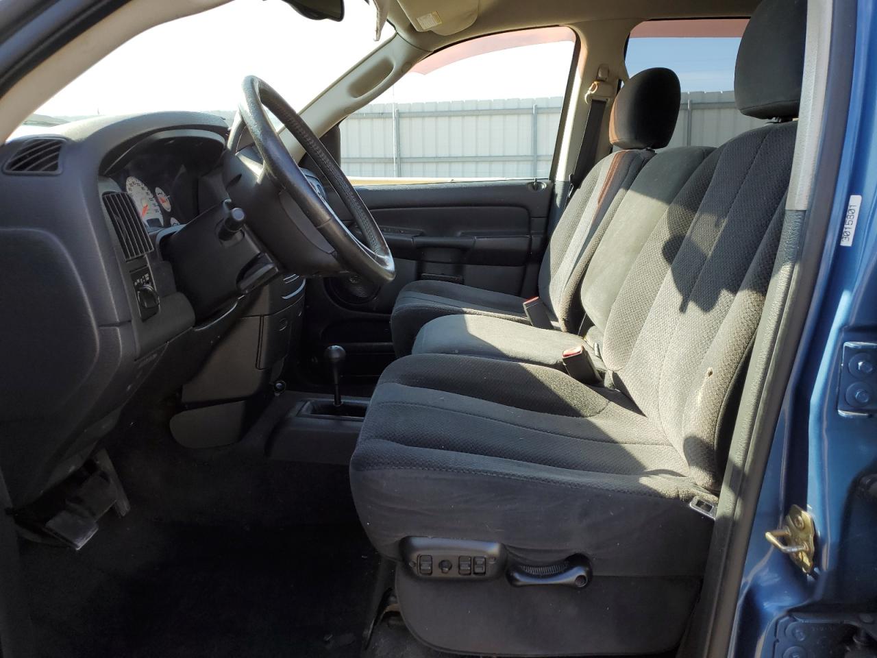 2003 Dodge RAM - Image 7