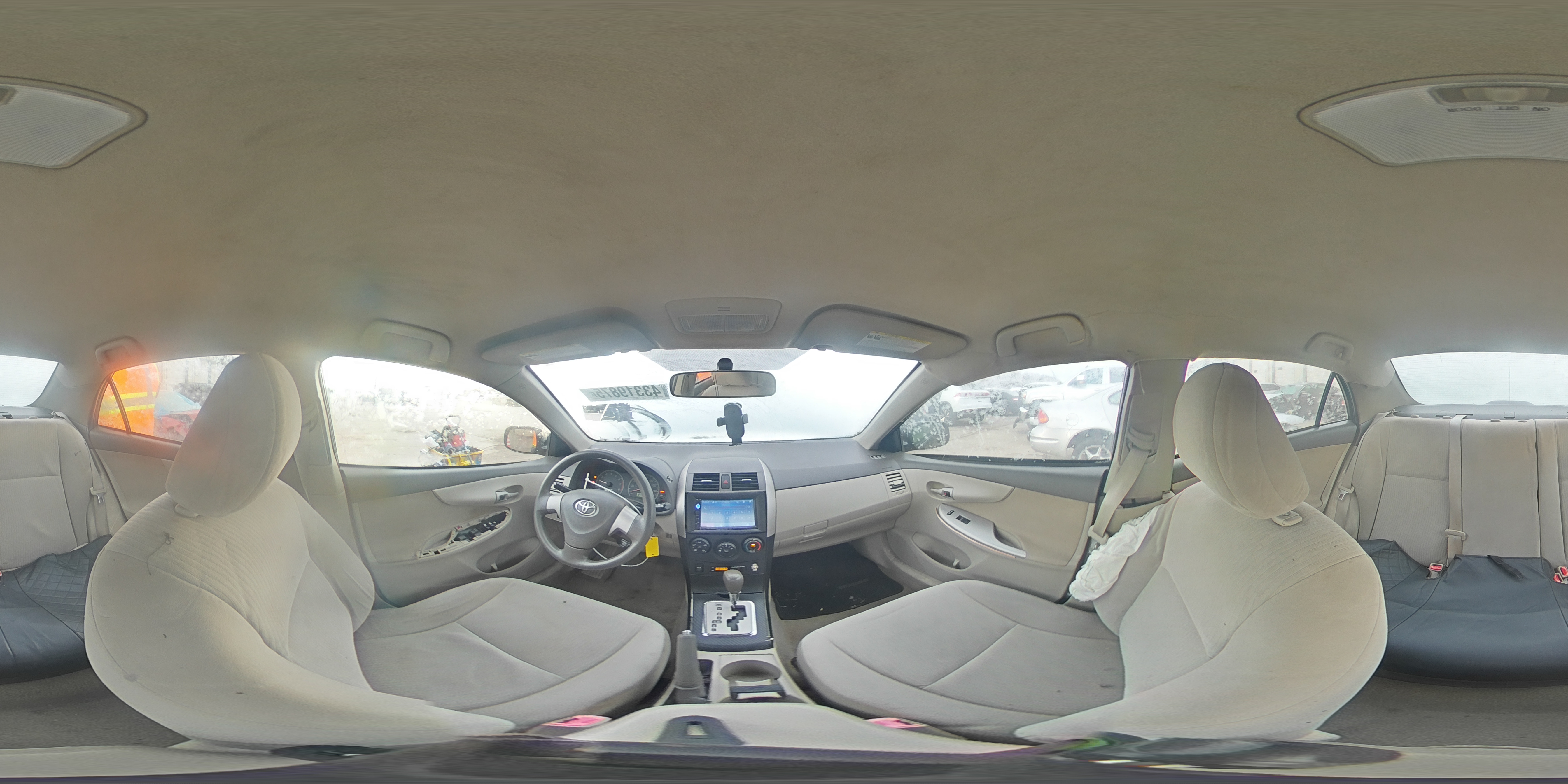 2010 Toyota Corolla - Image 13